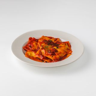 RAVIOLI RICOTTA ET EPINARDS A LA NAPOLITAINE 