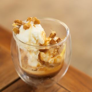 грецкий аффогато