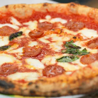 Pizza diavola mezzo metro