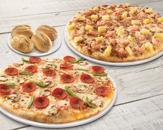 Pizzas Médias 5 Ingredientes mais 2 Pães de Alho Simples