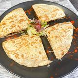 Quesadillas Con Pollo