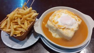 Francesinha de porco