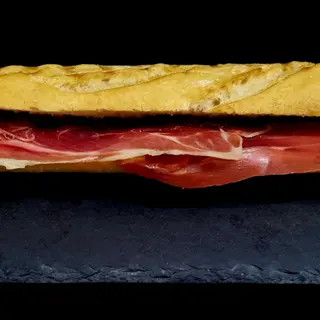 Bocadillo De Jamón A La Catalana