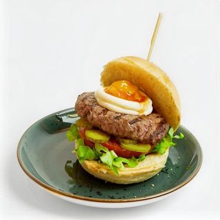 Hamburguesa La Conquistadora