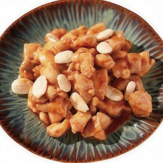 169. Pollo con almendras