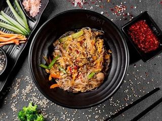 Локшина WOK фунчоза з овочами (250g)