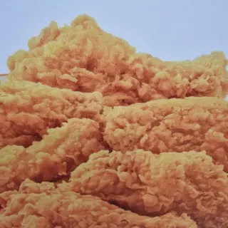 Pollo frito[3unidades) con  patatas fritas y cocacola 50cc