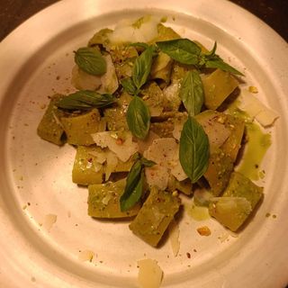 Mezzi paccheri Con Pesto De Pistacho