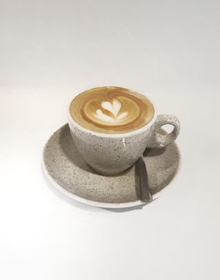 Kava s mlijekom velika