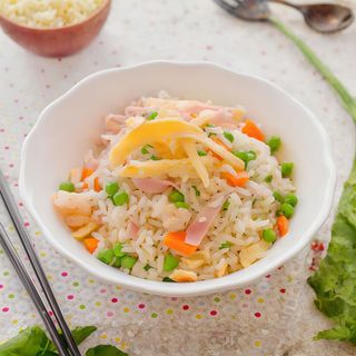 Arroz frito tres delicias