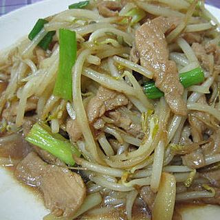 Pollo Con Brotes De Soja