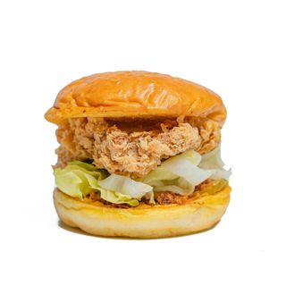 Cheesy Schnitzel Burger