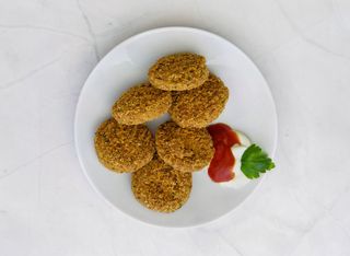 Falafel con Salsa
