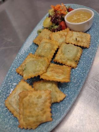 Raviolis Fritos de Morcilla de Níjar