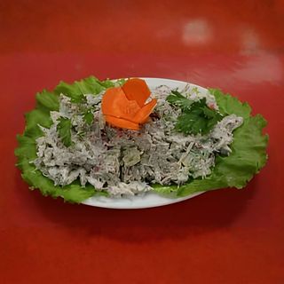 საქონლის ხორცის სალათი