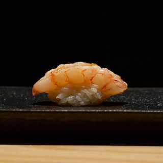 Nigiri de Gamba Roja y Manteca de Koji (1 unidad)
