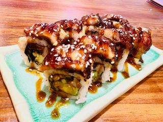 Uramaki unagi (8 uds.)