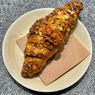 Croissant integrale al miele