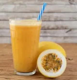 Zumo De Maracuyá Con Pulpa Congelada (330 Ml.)