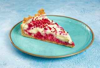 Tart sa malinom i belom čokoladom