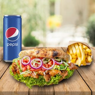 Pascha Kebap Meniu 580g de Pui cu Cartofi Prăjiți si Pepsi 330 ml