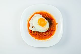 Бифштекс с яйцом (150 гр.)