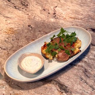 CARTOFI COPȚI CU SMÂNTÂNĂ TRUFATĂ