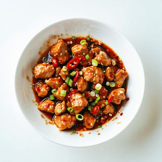 Carne de pui a la Szechuan (iute)