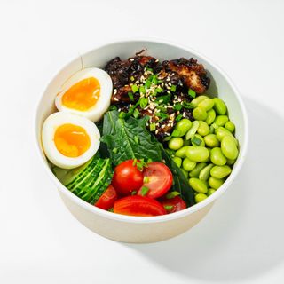 Боул с Курицей в соусе терияки