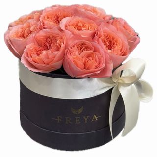 Cutie mica 11 trandafiri Kandy Xpression