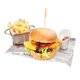 Бургер с хрупкаво пиле – 400 г  