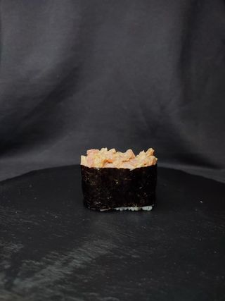 Гункан Спайс Тунець, 45 г