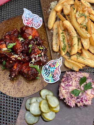 Hot smoked wings