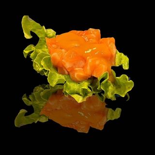 143. Tartare mango salmone 5 pezzi