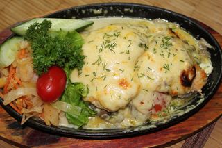 Странный брак