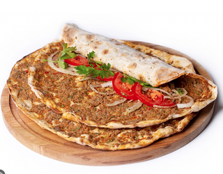 Lahmacun Con Carne Kebab