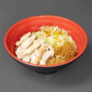 Massa de Arroz com Frango Grelhado