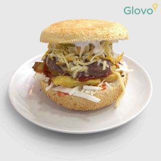 Телешки бургер с кюфте