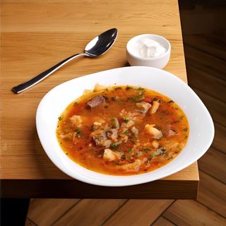 ciorbă ţărănească de văcuţă