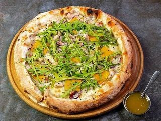 Піца з беконом та сиром Чеддером (500g)