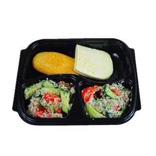 კიტრი პომიდვრის სალათა ნიგვზით 200გრ, მჭადი, ყველი 80გრ