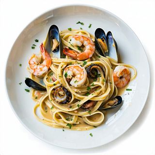 Spaghetti cu fructe de mare