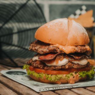 Hamburguesa La Catrina