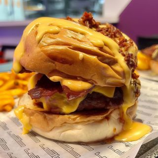 Bacon Cheese Burger