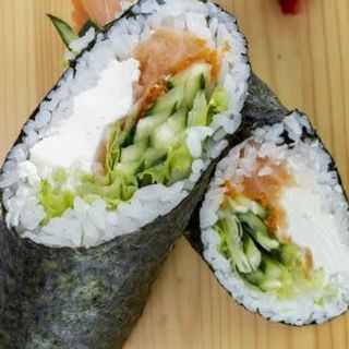 Handroll z tuńczykiem