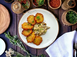 Деруни з грибним соусом (300g)