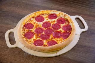 Pizza SALAME  32