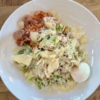 Cezar "jak u Mamy w domu" z łososiem