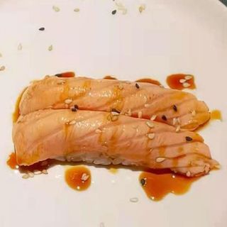 55. Salmone flambe - 2 pezzi