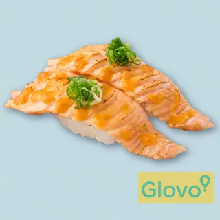 11. Nigiri Salmón Flameado